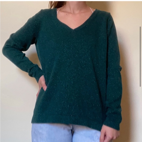 Old Navy Emerald Green Sparkly V Neck Sweater LIKE NEW! - Picture 5 of 8